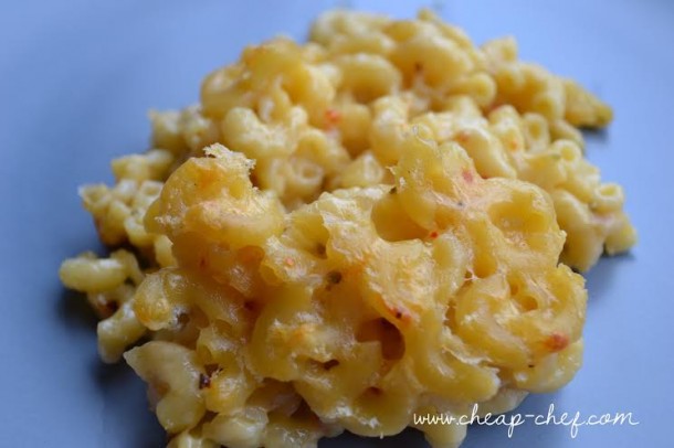 Easy Baked Mac and Cheese